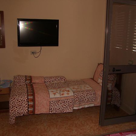 Shkodra Hotel Kültér fotó