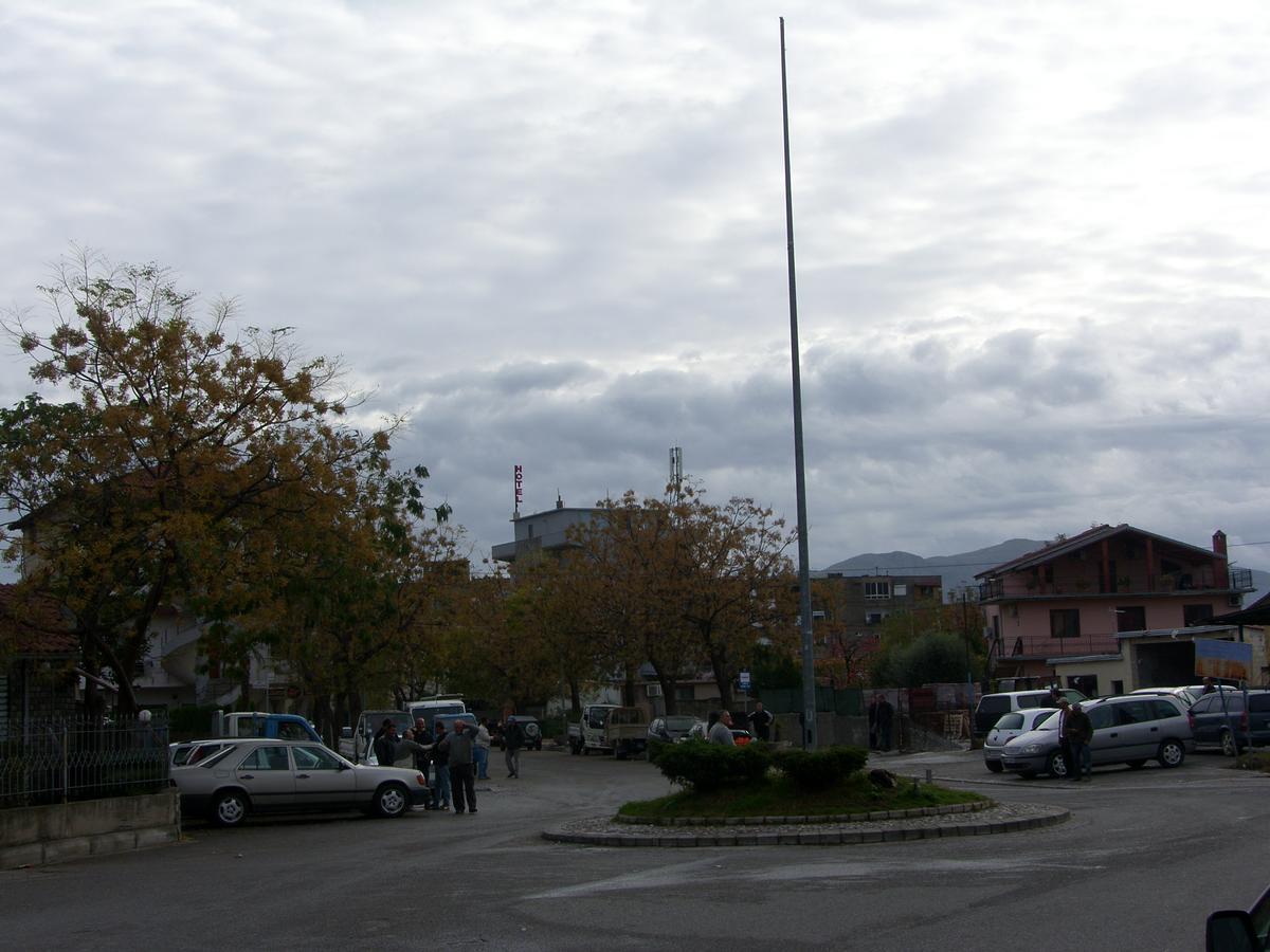 Shkodra Hotel Kültér fotó