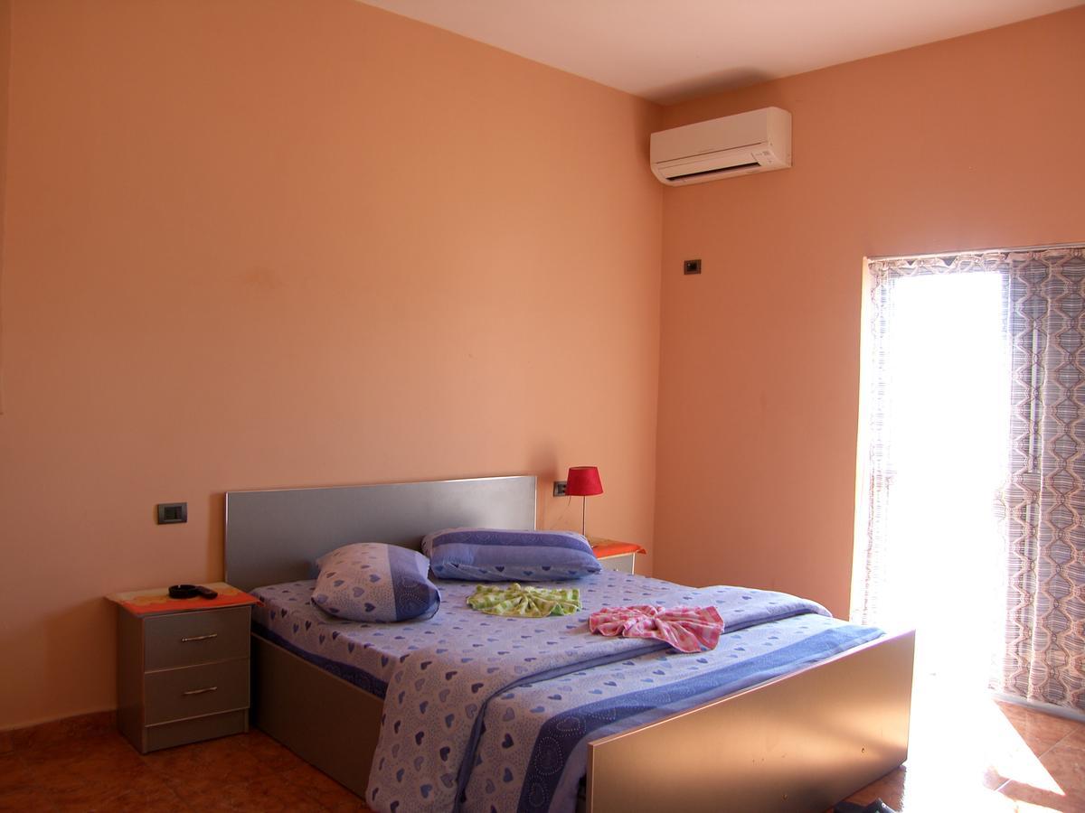 Shkodra Hotel Kültér fotó