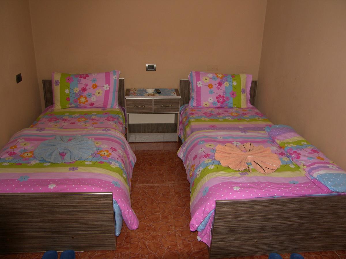 Shkodra Hotel Kültér fotó