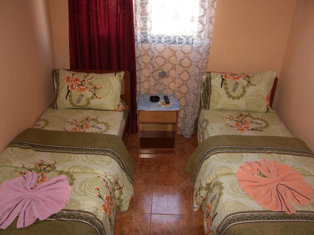 Shkodra Hotel Kültér fotó