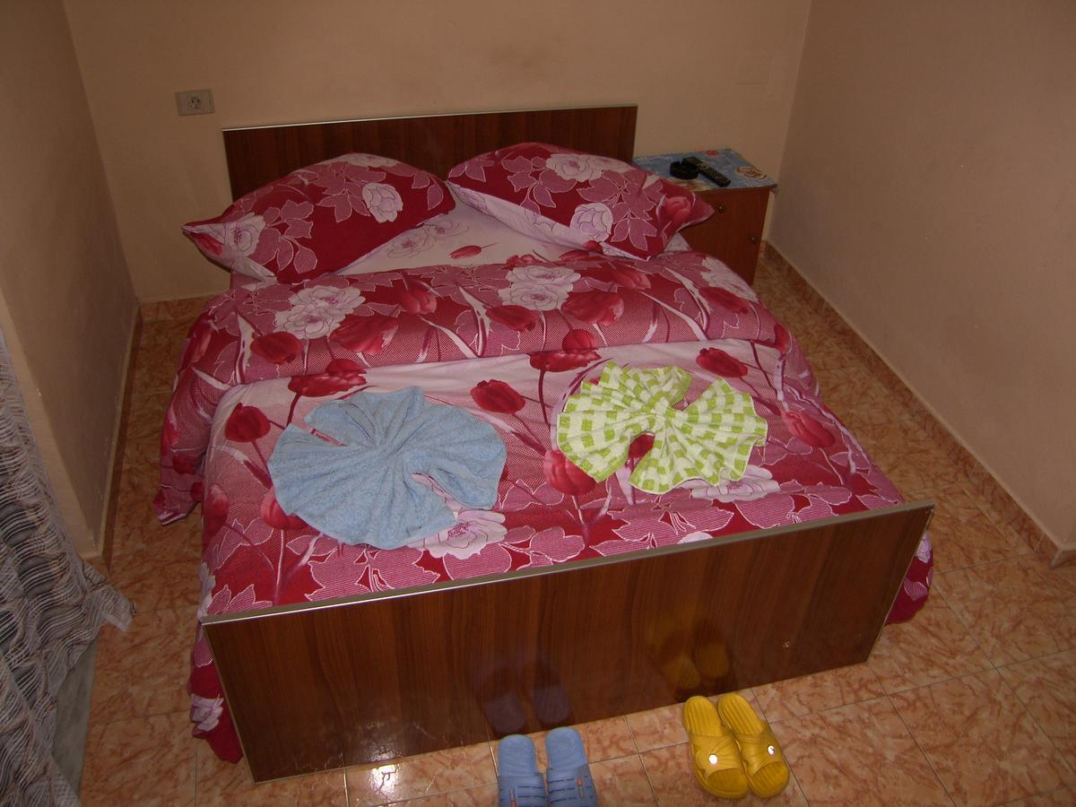 Shkodra Hotel Kültér fotó