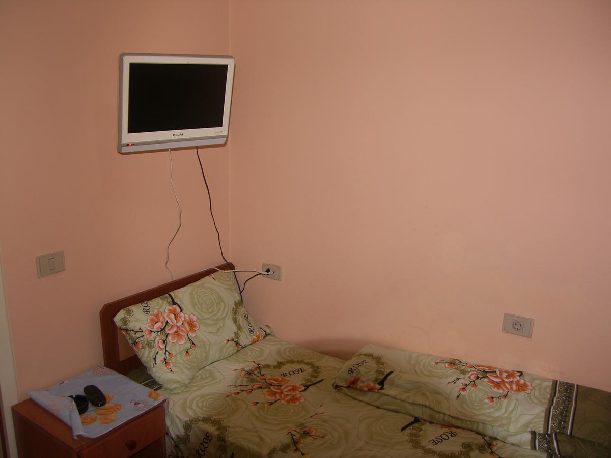 Shkodra Hotel Kültér fotó