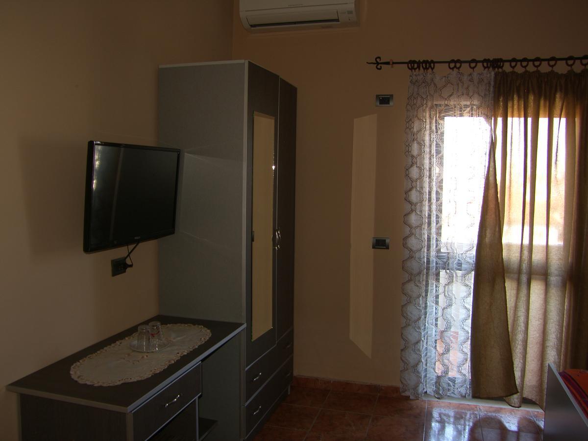 Shkodra Hotel Kültér fotó